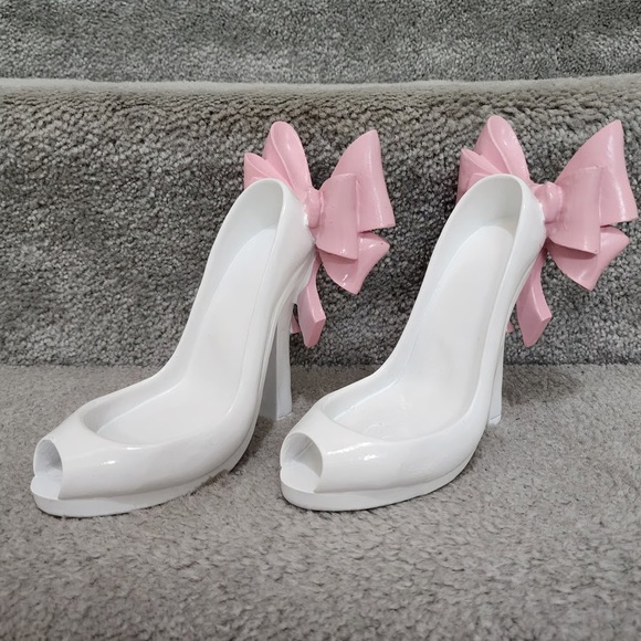 Pink Bow High Heel Ceramic Decor | Girly Vanity & Closet Art I Glam Display - Picture 6 of 6